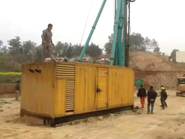 孝南如何判断水冷式机油散热器密封件是否需要更换?